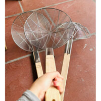 [HÀNG LOẠI 1 - ảnh thật] Chao vợt lưới inox cán gỗ, vợt vớt đồ chiên rán, vợt lọc dầu