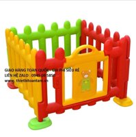 Hàng rào nhựa loại lớn an toàn cho bé thích hợp với diện tích mọi nhà.