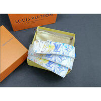 Hàng sẵn có Dây da nam Graffiti Graffiti cao cấp Louis Vuitton Thắt lưng da trẻ trung Businessnhbs