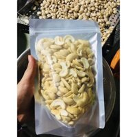 Hạt điều tươi vỡ đôi