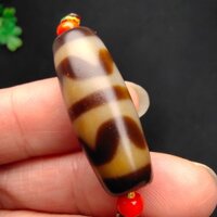 [Hạt Dzi đôi hổ] 28 * 11㎜T Phật Giáo Tây Tạng Bùa Mặt Dây Chuyền Mã Não Tự Nhiên Răng Hổ Kết Cấu Rõ Ràng Năng Lượng Mạnh Mẽ May Mắn Trừ Tà Ác Bảo Vệ Sa