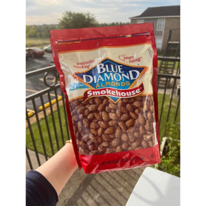 Hạt hạnh nhân rang muối tách vỏ Mỹ (1kg)