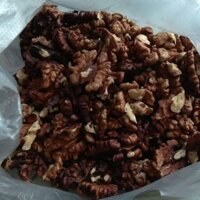 Hạt óc chó rang 😍😍😍 gói 500g 180k  . Các mẹ mua về ăn luôn hoặc nấu cháo nấu sữa cho con đều được ạ to ngon k bị vụn