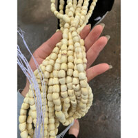 hạt sen khô xâu chuỗi đặc sản Hưng yên