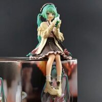 Hatsune MIKU Figura Công Chúa MIKU Áo Len Dệt Kim Mùa Thu Trà Sữa Mì Ăn Liền Bấm Slant Để Bàn Hình