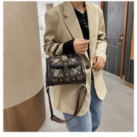 (HC44) Túi Xách Nữ Đeo Chéo Dây Đeo Bản To In Hoạ Tiết Cổ Điển