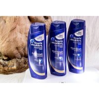 Head and Shoulders CLinical Strength Dandruff Shampoo