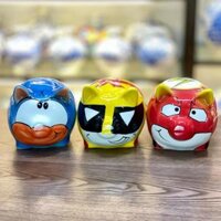 Heo sứ tiết kiệm siêu anh hùng