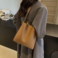 High-end retro large-capacity bag for women 2025 new popular cross-body bag spring one-shoulder bucket bag