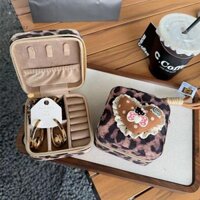 Hnkmp Leopard Hello Kitty Hộp Trang Sức Mặt Dây Chuyền Sanrio KT Mèo Vòng Cổ Bông Tai Hộp Bảo Quản Di Động Dung Tích Lớn Quà Tặng Trang Sức.