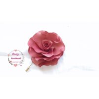 Hoa cài áo - Hoa hồng gấm