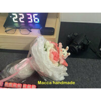 Hoa hồng len có thỏ (Ảnh shop chụp)