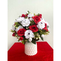 Hoa hồng tỉ muội. mua 4 cành tặng bình nhựa cứng