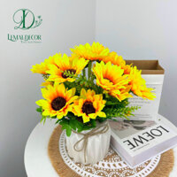 Hoa hướng dương, bình hoa cắm sẵn và chậu hàng rào hoa giả decor phòng khách, để bàn làm việc.