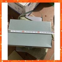 Hòm tôn đựng tiền, hòm tôn đựng đồ vật dụng cá nhân .