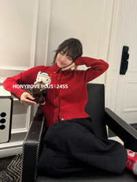 Honypove  Áo len dệt kim màu đỏ cho nữ mùa thu Phong cách mới đi lại Đơn giản phù hợp với mọi trận đấu Áo dài tay dáng rộng