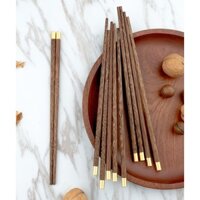 Hộp 10 đôi đũa gỗ cánh gà đầu bọc vàng