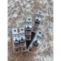 Hộp 12 Cái Aptomat 1 pha PANASONIC chính hãng 25A