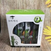 Hộp 30 Cây Bàn Chải Than Tre Hoạt Tính Bossi