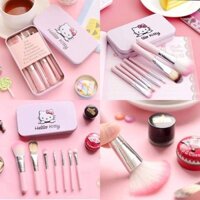 Hộp 7 cọ trang điểm Hello Kitty nhỏ xinh