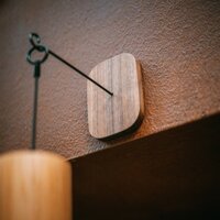 Hợp âm chuông gió treo treo tường Phụ Kiện Móc treo gỗ óc chó không đục lỗ tự dính treo ngoài trời Mặt dây treo ban công