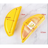 Hộp bánh chuối Đài Loan kèm tem