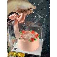 Hộp bánh kem trong suốt