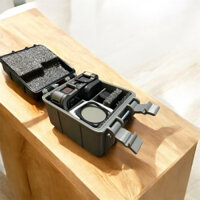 Hộp đựng camera Insta360 series.