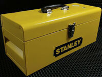 HỘP DỤNG CỤ SẮT 19INCH STANLEY 93-544