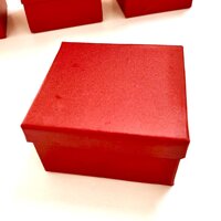 Hộp đựng đồng hồ bằng giấy cứng m2,gồm màu đỏ và màu đen,dùng để đựng đồng hồ hoặc trang sức hf4c - Màu Đỏ