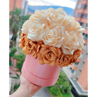 Hộp hoa hồng ruy băng lụa quà tặng xinh