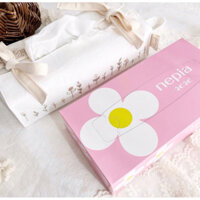 hộp khăn giấy thêu tay