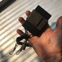 Hộp mạch nguồn, hàng zin tháo xe SYM Shark Kiểu Sh 125 ( 2 rắc )