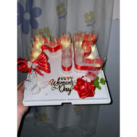 hộp Mica chữ Mẹ.