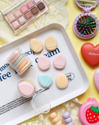 Hộp mút tán nền trơn màu mini