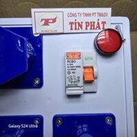 Hộp Nguồn Công Nghiệp Thi Công 1 Pha 16A CB Chống Giật IP44