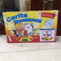 Hộp pie face bọt biển dính bánh lên mặt