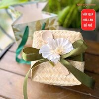 Hộp quà hoa lan bổ phế gồm: hoa cúc, lê hàn, kim quất, hoa mộc, cam thảo, trúc diệp, đường lê