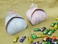 Hộp quà vương niệm đựng kẹo, bánh 11*14cm - Mẫu 6