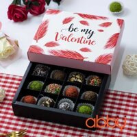Hộp socola hình chữ nhật 12 viên màu trắng Be my Valentine