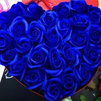 Hộp trái tim hồng sáp màu xanh