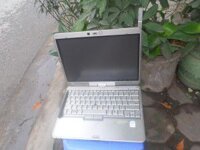 HP elitebook 2710p vỏ nhôm, thiết kế giống macbook, màn cảm ứng xoay 180 độ