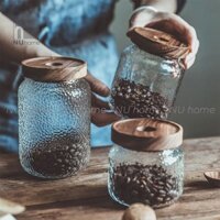 Hũ thủy tinh nắp gỗ họa tiết hạt cát | NU Home | lọ thủy tinh nắp bằng gỗ tự nhiên