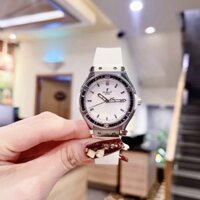 Hublot Geneve |Nữ Giới |Đính Đá Đen |Dây Silicone Trắng |Máy Pin (Máy Quartz) |Size 34mm