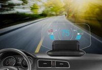 HUD Thiết Bị Hiển Thị Thông Tin Trên Kính Lái