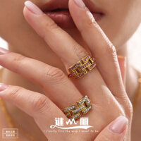 Hui Mystery Light Luxury Cool Style Nhiều màu sắc Zircon Ring Style Niche Design Feel Titanium Steel 18K Real Gold Index Nhẫn Nữ