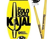 Chì kẻ mắt nước Maybelline Colossal Kajal