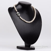 Impressive 9mm white pearl necklace with lock T23.246