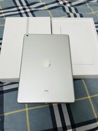Ipad Gen8 128G wifi , fullbox pin 98% likenew ZA/A