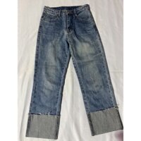 Jeans gấp gối